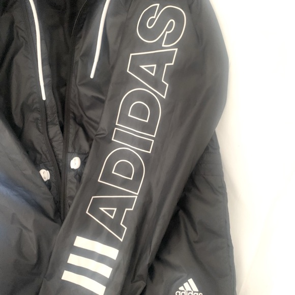 Adidas Black windbreaker with mesh lining and hood. Brand new without ta… - Picture 4 of 10